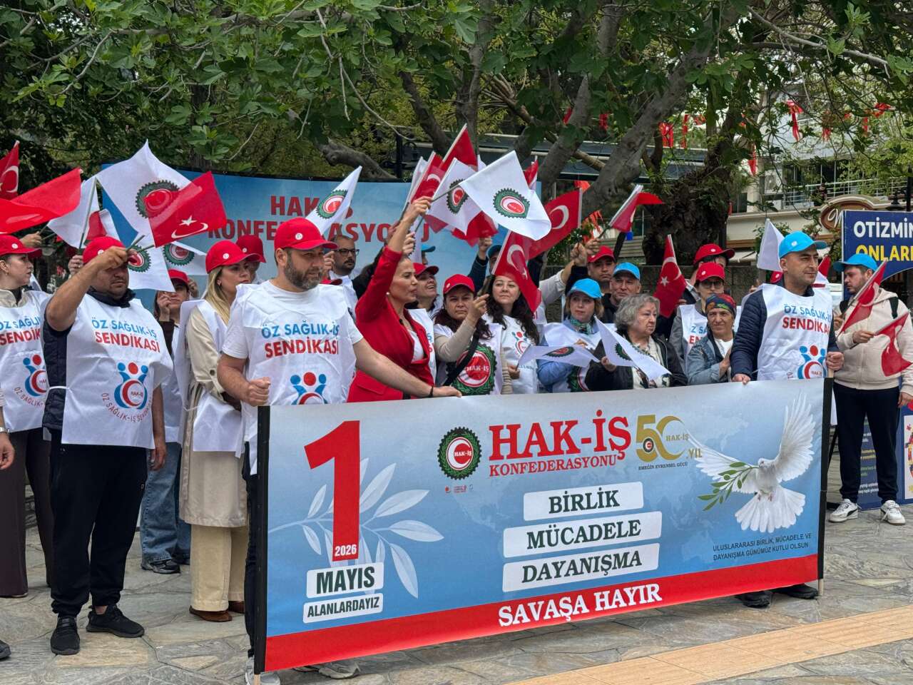 Muğla’da 1 Mayıs’ta HAK-İŞ’ten Net Mesaj: “Ücrette Adalet, İşte Güvence, Savaşa Hayır” 3